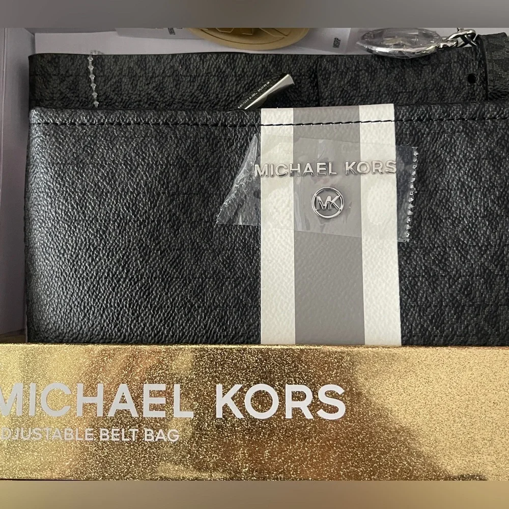 Michael Kors Jet Set Small Signature Logo Stripe Belt Bag in Gift Box